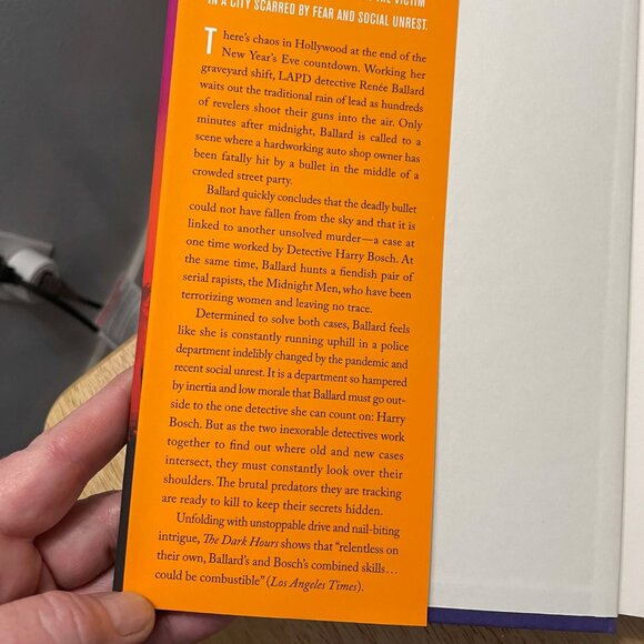 New The Dark Hours by Michael Connelly- Book - Picture 2 of 3